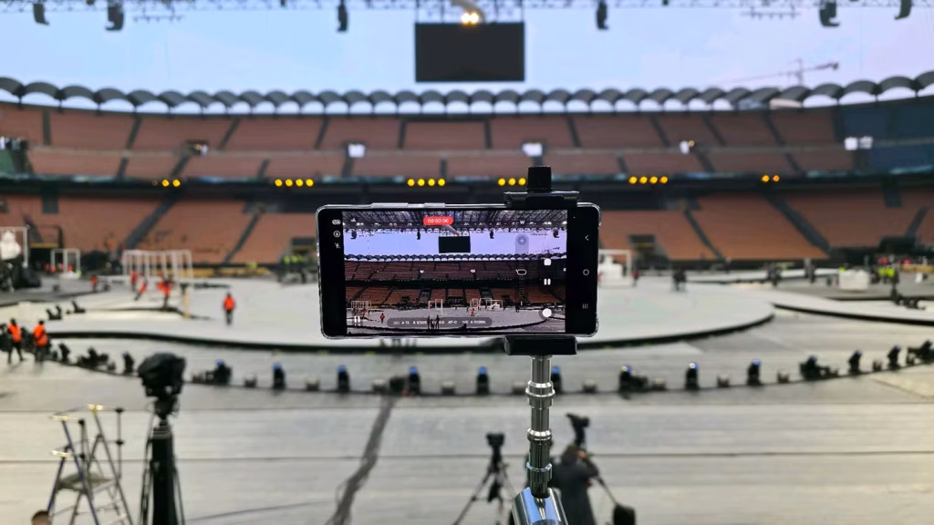 Samsungin mobiili-innovaatiot yhdistävät urheilijat ja fanit Milano Cortina 2026 -talviolympialaisten tapahtumiin