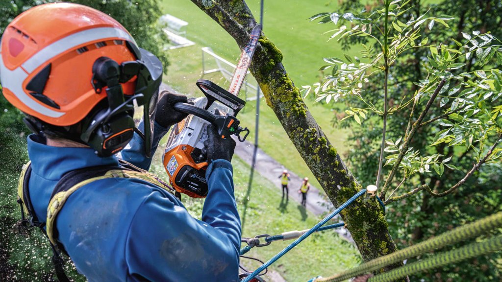 STIHL lanseeraa tähän asti tehokkaimman akkupuunhoitosahansa
